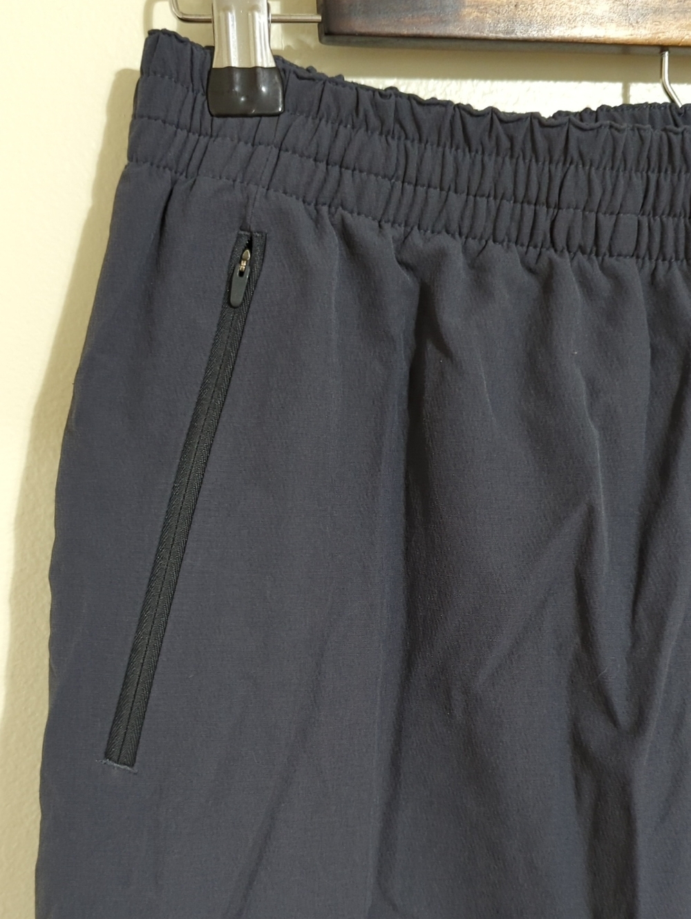 Outdoor Voices RecTrek 26" Pants - Picture 4 of 9